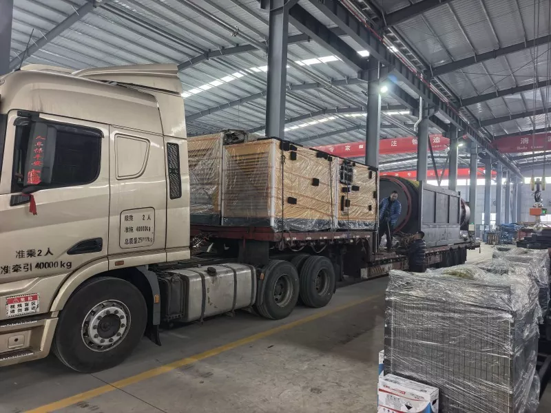 Jinqi Mining Machinery Ship yon pakèt Tanbou Separe ak Sipòte Ekipman nan Larisi